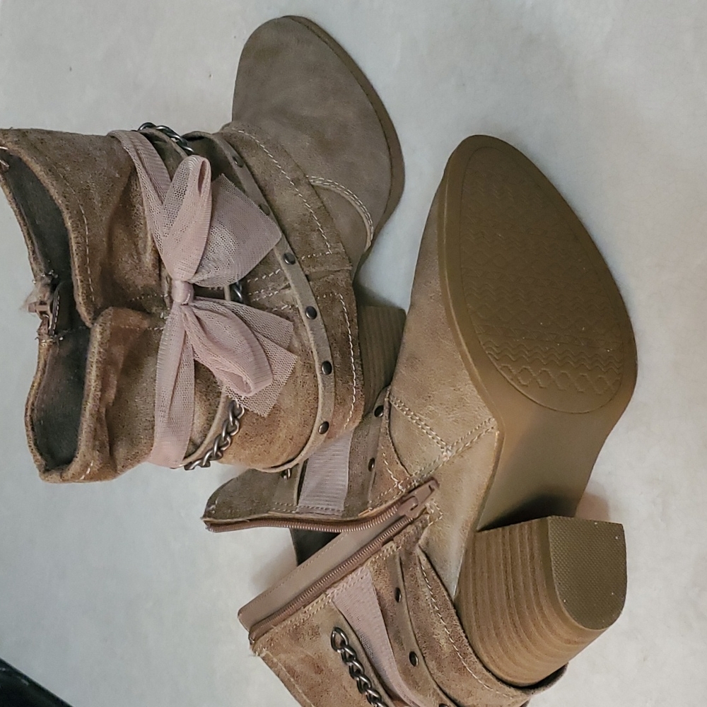 Adorable Jellypop boots